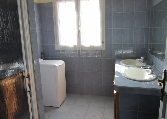 بيت للعطل Le Clos Des Erables *